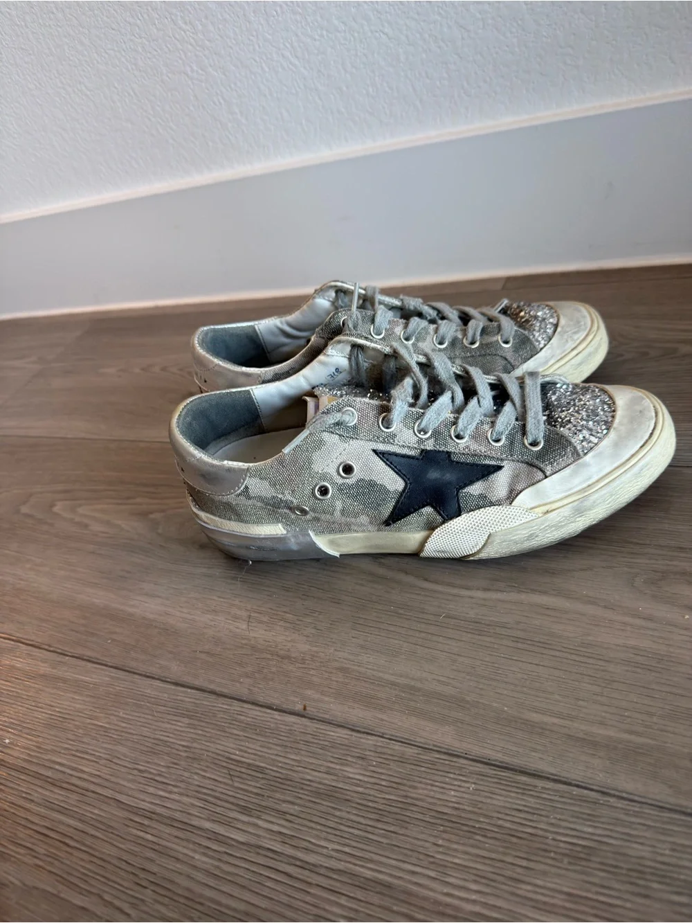 Golden Goose Silver Glitter Star-Accent Platform Sneakers
